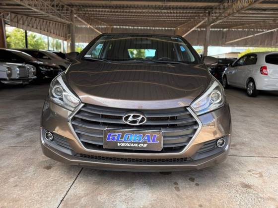 HYUNDAI HB20 1.6 PREMIUM 16V FLEX 4P AUTOMÁTICO HYUNDAI HB20 1.6 PREMIUM 16V FLEX 4P AUTOMÁTICO